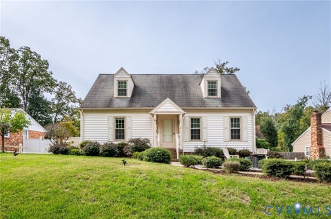 Photo of 7516 Oakmont Drive, Henrico, VA 23228 (MLS # 2627612)