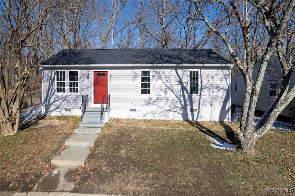 Photo for 2019 Luther Boulevard, Hopewell, VA 23860 (MLS # 2501963)
