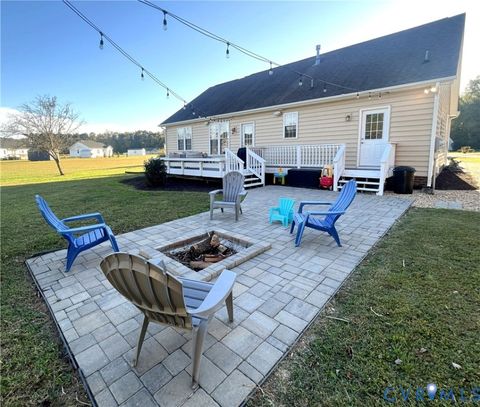 Tiny photo for 68 Fitzhugh Street, White Stone, VA 22578 (MLS # 2529593)