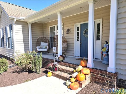 Tiny photo for 68 Fitzhugh Street, White Stone, VA 22578 (MLS # 2529593)