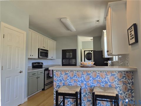 Tiny photo for 68 Fitzhugh Street, White Stone, VA 22578 (MLS # 2529593)