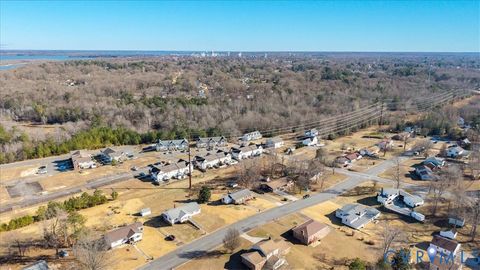 Tiny photo for 3909 Cambridge Place, Hopewell, VA 23860 (MLS # 2600079)