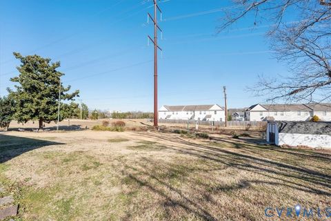 Tiny photo for 3909 Cambridge Place, Hopewell, VA 23860 (MLS # 2600079)