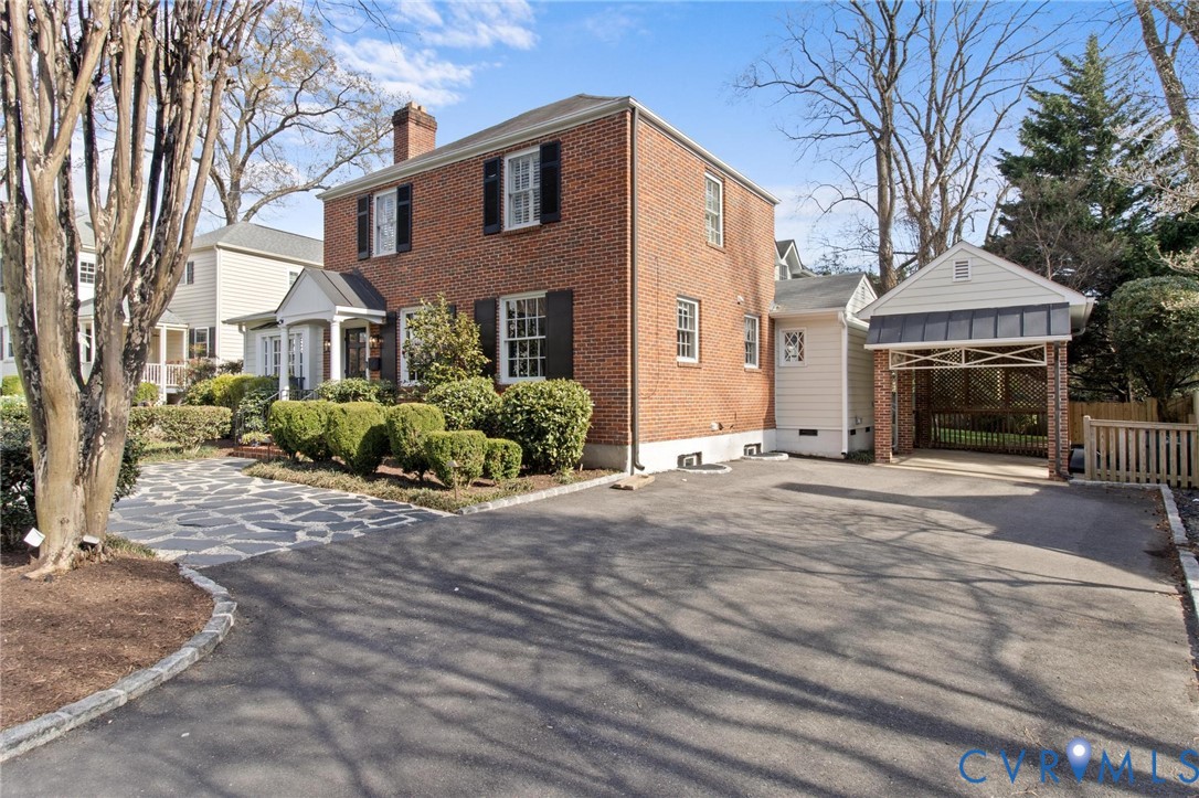 7615 Sweetbriar Road