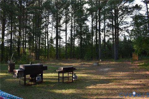 Tiny photo for 26049 Guy Place Road, Courtland, VA 23837 (MLS # 2616493)