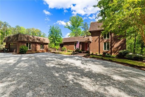 1582 Devon Way Manakin Sabot VA 23103