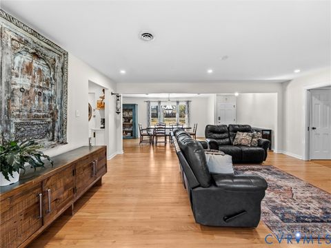 Tiny photo for 501 Paddington Drive, Midlothian, VA 23114 (MLS # 2606043)