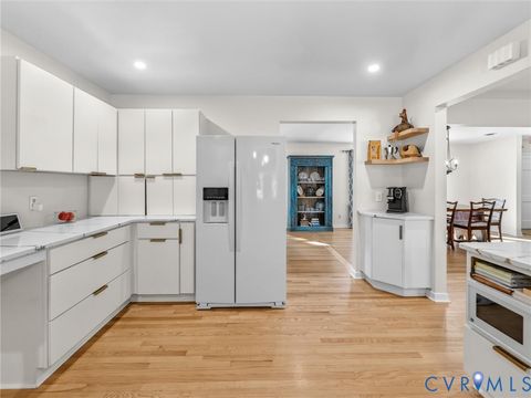 Tiny photo for 501 Paddington Drive, Midlothian, VA 23114 (MLS # 2606043)