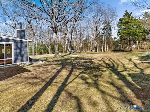 Tiny photo for 501 Paddington Drive, Midlothian, VA 23114 (MLS # 2606043)