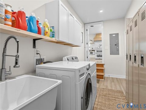 Tiny photo for 501 Paddington Drive, Midlothian, VA 23114 (MLS # 2606043)