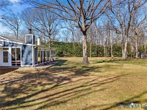 Tiny photo for 501 Paddington Drive, Midlothian, VA 23114 (MLS # 2606043)