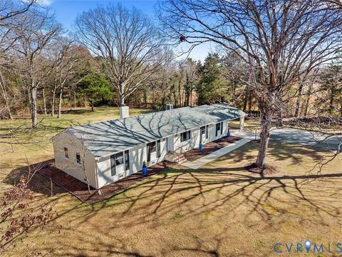 Tiny photo for 501 Paddington Drive, Midlothian, VA 23114 (MLS # 2606043)