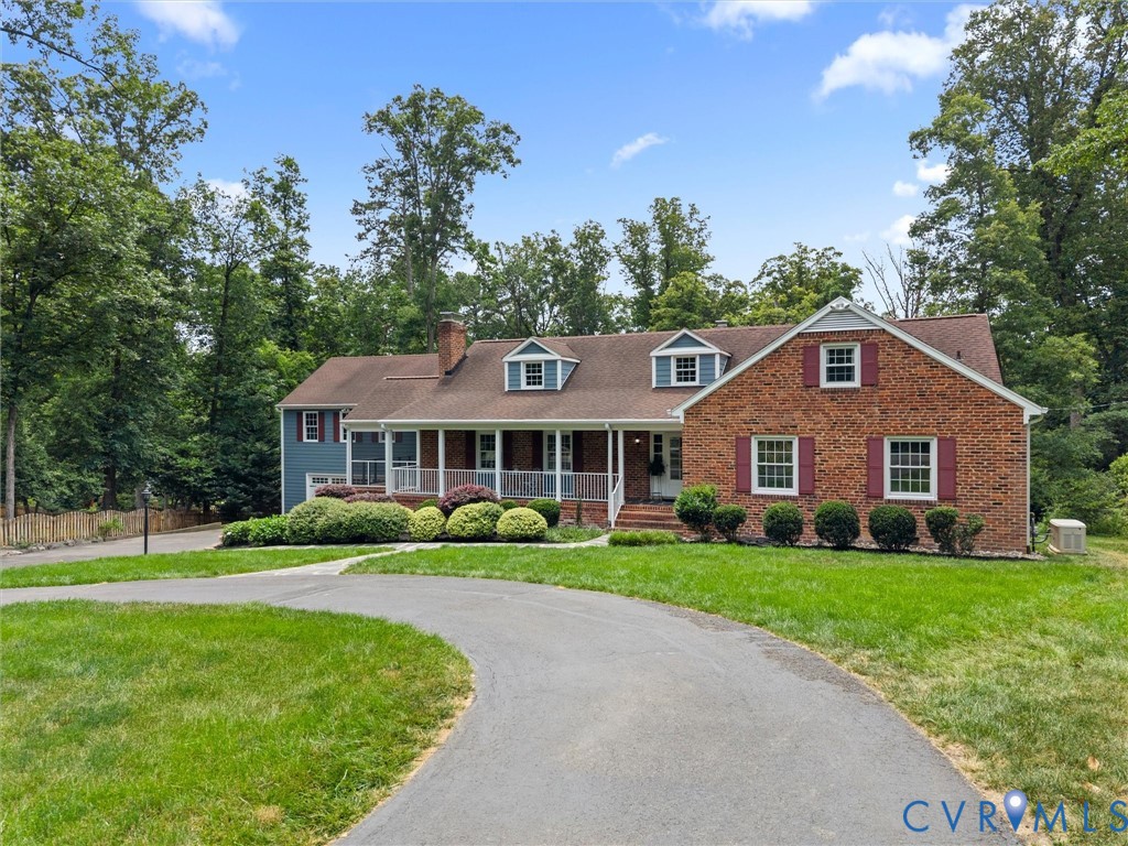 7711 Kenmore Circle