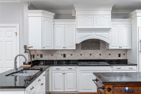 Tiny photo for 305 Glenmeade Circle, Manakin Sabot, VA 23103 (MLS # 2620513)