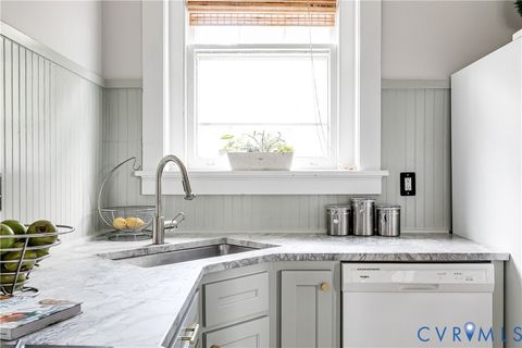 Tiny photo for 3917 Seminary Avenue, Richmond, VA 23227 (MLS # 2606641)