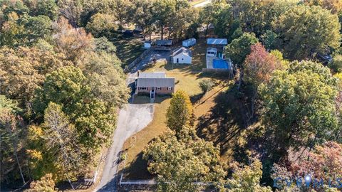 Tiny photo for 19011 Matoaca Road, South Chesterfield, VA 23803 (MLS # 2529136)