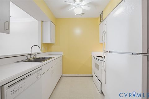 Tiny photo for 705 Queens Path, Williamsburg, VA 23185 (MLS # 2603600)