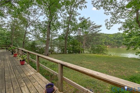 Tiny photo for 142 Bridge Lane, Reedville, VA 22539 (MLS # 2616934)