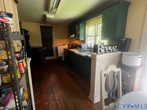 Tiny photo for 739 General Puller Highway, Saluda, VA 23149 (MLS # 2624317)