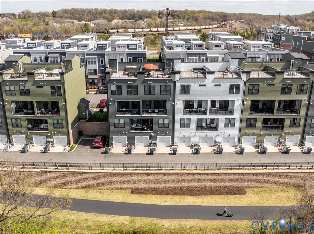 5260 Old Main Street A