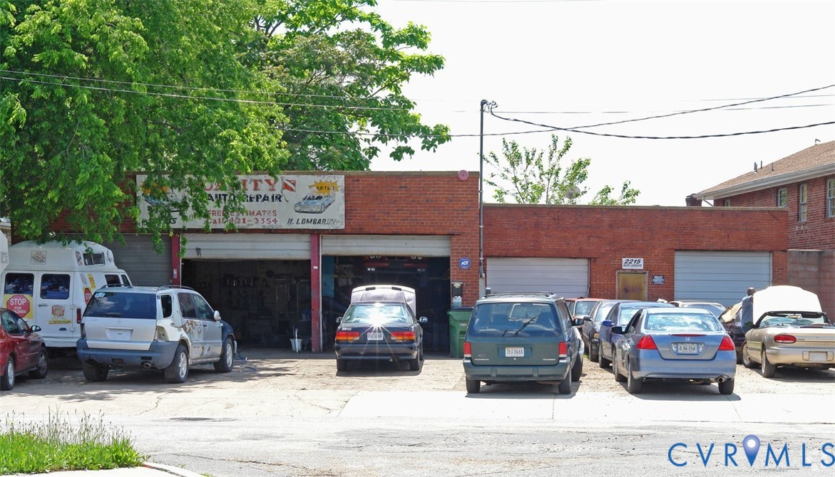 2215 N Lombardy Street