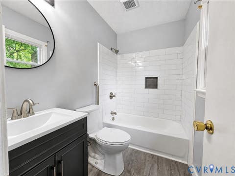 Tiny photo for 915 2nd Street, Nottoway, VA 23824 (MLS # 2622241)