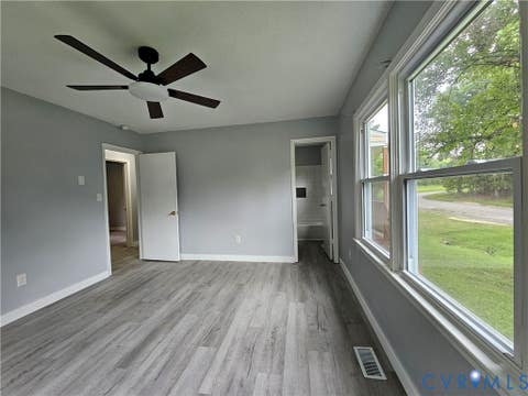 Tiny photo for 915 2nd Street, Nottoway, VA 23824 (MLS # 2622241)