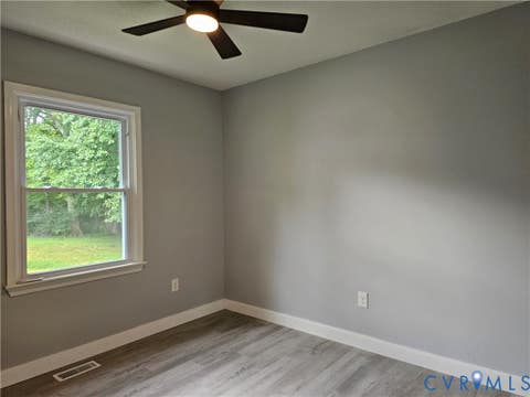 Tiny photo for 915 2nd Street, Nottoway, VA 23824 (MLS # 2622241)