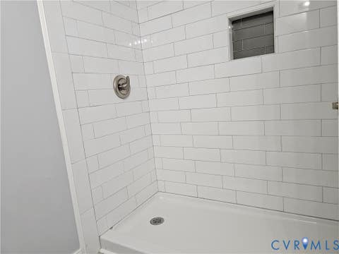 Tiny photo for 915 2nd Street, Nottoway, VA 23824 (MLS # 2622241)
