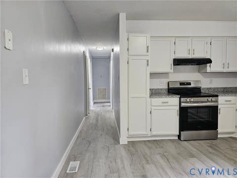 Tiny photo for 915 2nd Street, Nottoway, VA 23824 (MLS # 2622241)
