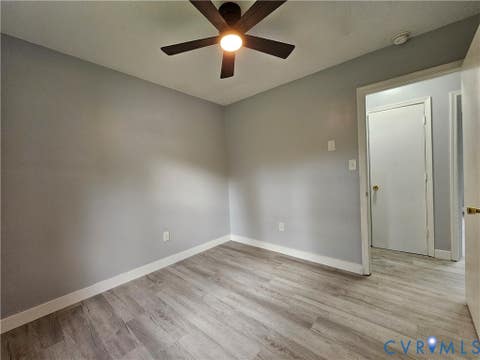 Tiny photo for 915 2nd Street, Nottoway, VA 23824 (MLS # 2622241)