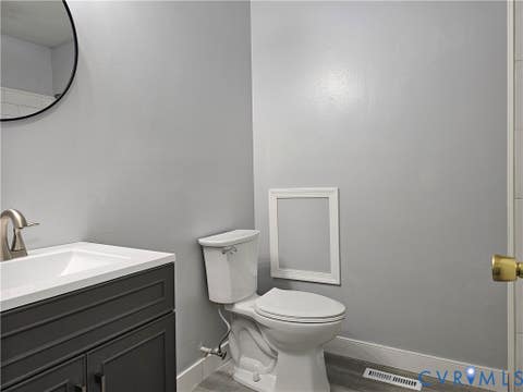 Tiny photo for 915 2nd Street, Nottoway, VA 23824 (MLS # 2622241)