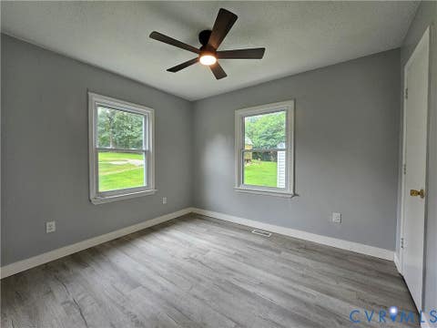 Tiny photo for 915 2nd Street, Nottoway, VA 23824 (MLS # 2622241)