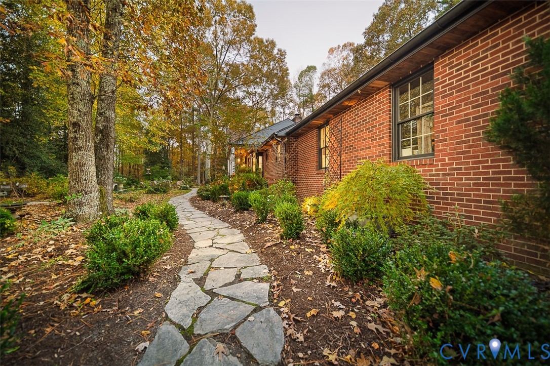 2401 Powderhorn Drive