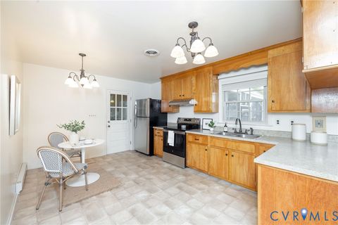 Tiny photo for 18 Spring Court, Petersburg, VA 23803 (MLS # 2605108)