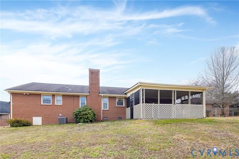 Tiny photo for 18 Spring Court, Petersburg, VA 23803 (MLS # 2605108)