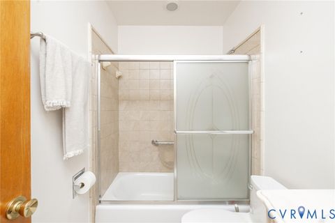 Tiny photo for 18 Spring Court, Petersburg, VA 23803 (MLS # 2605108)