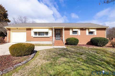 Photo of 18 Spring Court, Petersburg, VA 23803 (MLS # 2605108)