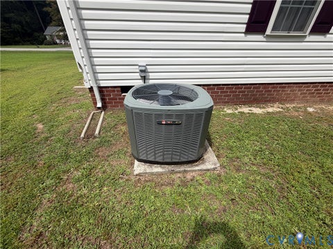 Tiny photo for 25025 Gilmar Court, Dinwiddie, VA 23803 (MLS # 2623496)