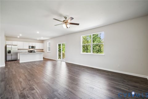 Tiny photo for 9553 Fuchsia Drive, Chester, VA 23237 (MLS # 2603136)