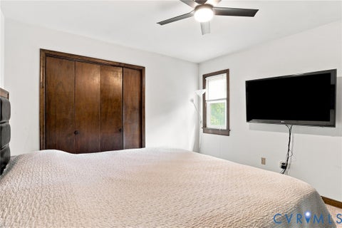 Tiny photo for 10 Silverleaf Court, Richmond, VA 23236 (MLS # 2620525)