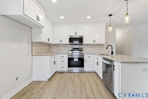 Tiny photo for 322 Maryland Avenue, Hopewell, VA 23860 (MLS # 2603599)