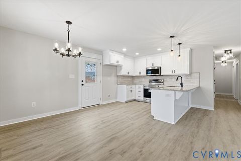 Tiny photo for 322 Maryland Avenue, Hopewell, VA 23860 (MLS # 2603599)