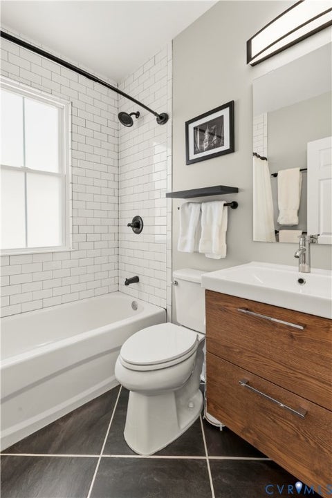 Tiny photo for 109 W 33rd Street, Richmond, VA 23225 (MLS # 2628306)