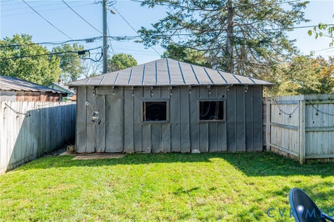 Tiny photo for 109 W 33rd Street, Richmond, VA 23225 (MLS # 2628306)