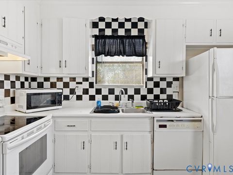 Tiny photo for 10607 W Providence Road, North Chesterfield, VA 23236 (MLS # 2606148)