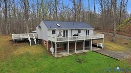 2715 Ravenwood Road