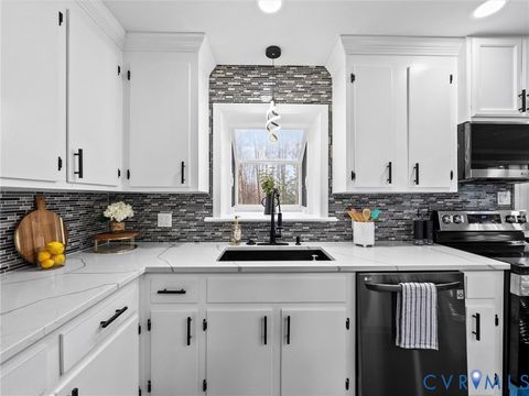 Tiny photo for 148 N Courthouse Road, North Chesterfield, VA 23236 (MLS # 2605107)