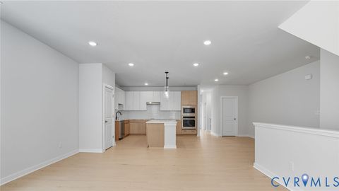 Tiny photo for 3436 Carlton Street #4-1A, Richmond, VA 23230 (MLS # 2533559)
