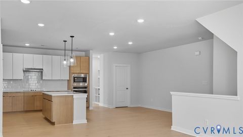 Tiny photo for 3436 Carlton Street #4-1A, Richmond, VA 23230 (MLS # 2533559)
